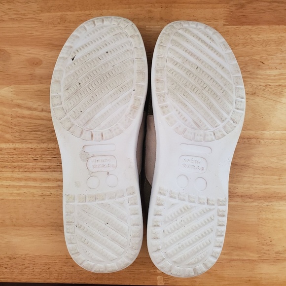 North Star Men's  Canvas Loafer - Picture 3 of 6